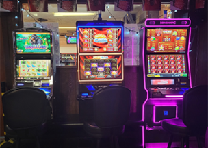 Live Slots at home town lanes